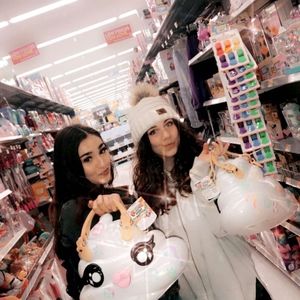 Meet your Posher, Flos